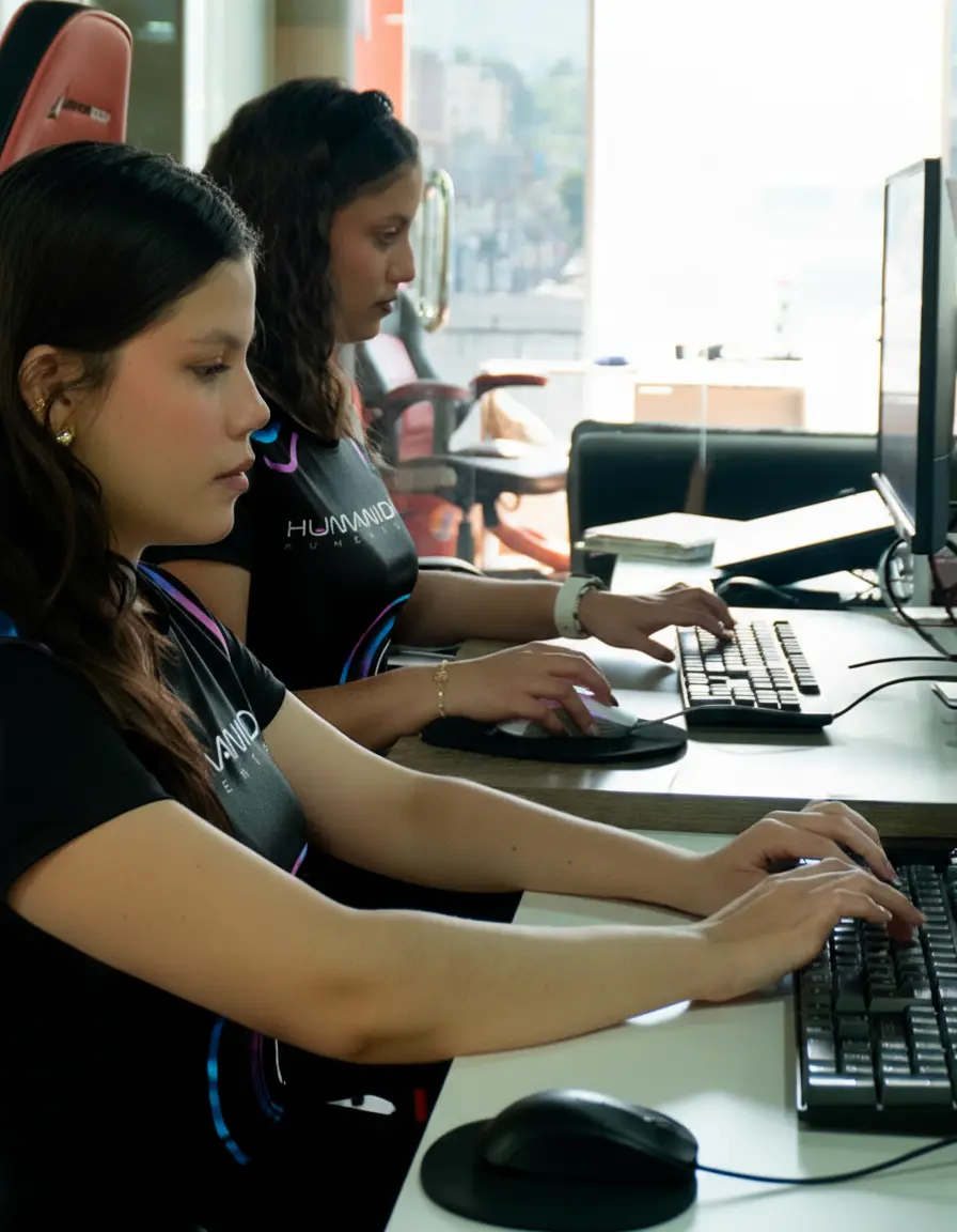 personas trabajando