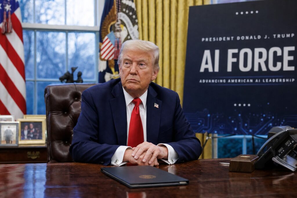 Donald Trump anuncia una fuerza federal de inteligencia artificial desde Washington